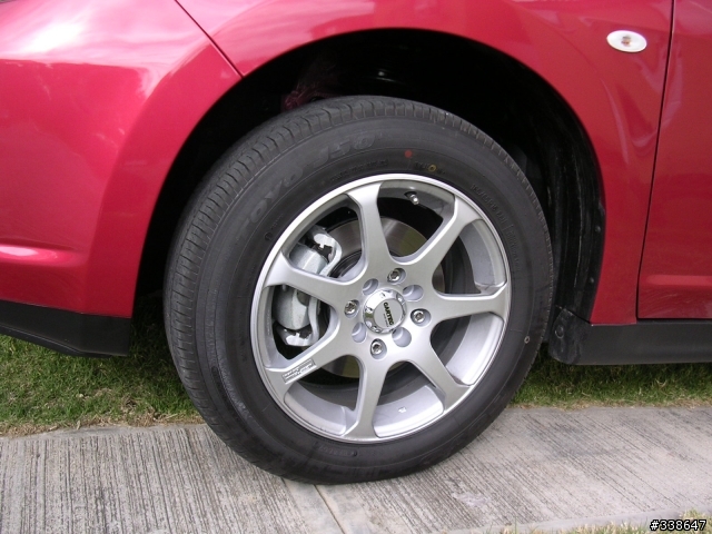 日本原裝簡配五門紅色TIIDA 1.6手排開箱文