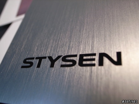 [分享] 冠希的潮人必備品 - 唯我の感應 STYSEN E08 2.5吋硬碟外接盒