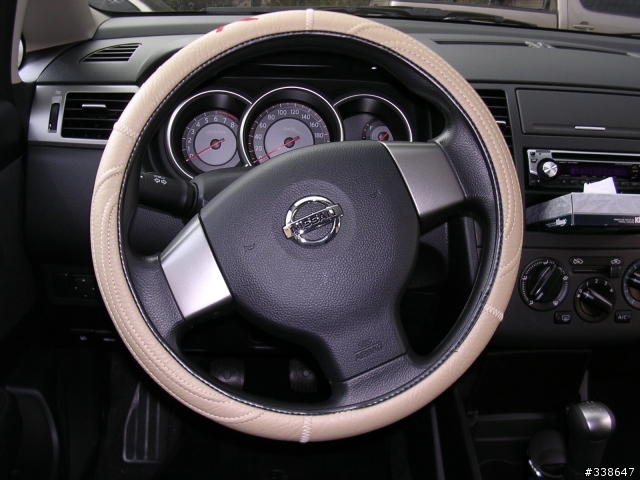 日本原裝簡配五門紅色TIIDA 1.6手排開箱文