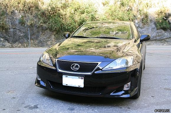 LEXUS IS250日本原廠空力套件改裝分享..