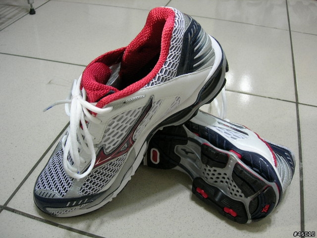 [開箱] MIZUNO 8KN-80062 WAVE CREATION 9
