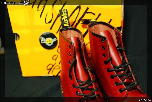 【分享】Dr.Martens 基本款8孔開箱