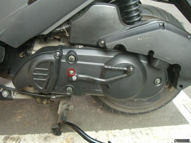 [分享]ADDRESS V125G踩發桿拆除教學