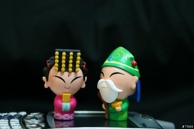 [開箱＆分享]SIGMA 17-70 mm F2.8-4.5 DC Vs canoon EFS 18-55mm F3.5-5.6