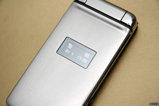 軟解版!!Toshiba 912T 高質感金屬銀色機多圖寫真&心得分享