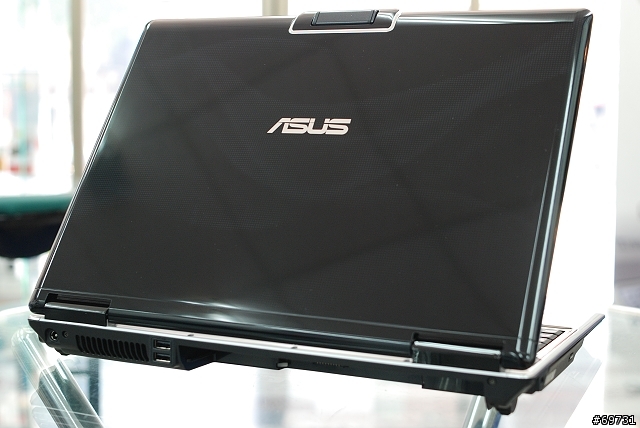 [分享]ASUS M51 Sn(黑金)-SantaRosa refresh 即將引爆