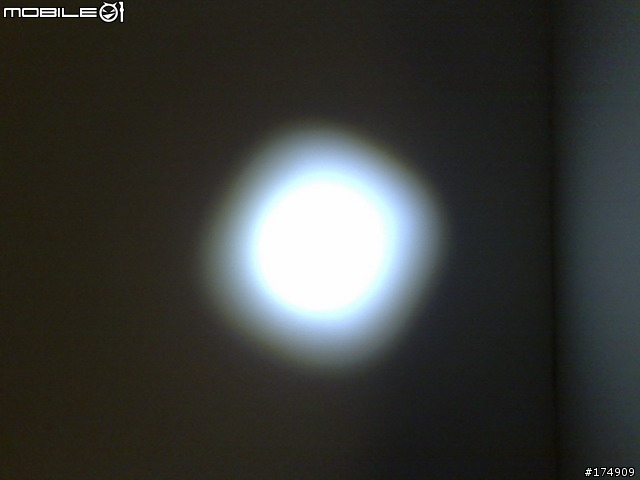 [分享]夜晚中的一盞明燈-LED LENSER® 全世界首創有遠近光燈的腳踏車手電筒
