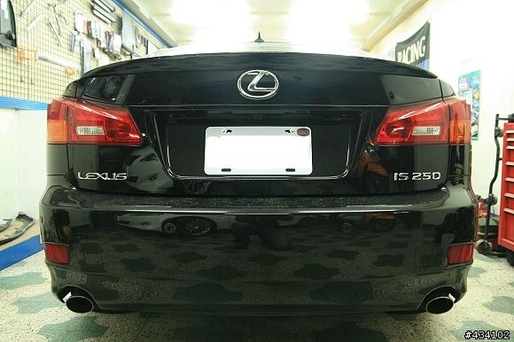 LEXUS IS250日本原廠空力套件改裝分享..