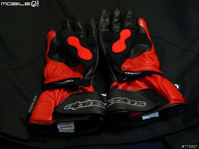 [分享+開箱]敗家的源頭…ALPINESTARS