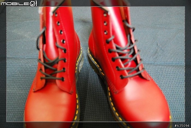 【分享】Dr.Martens 基本款8孔開箱