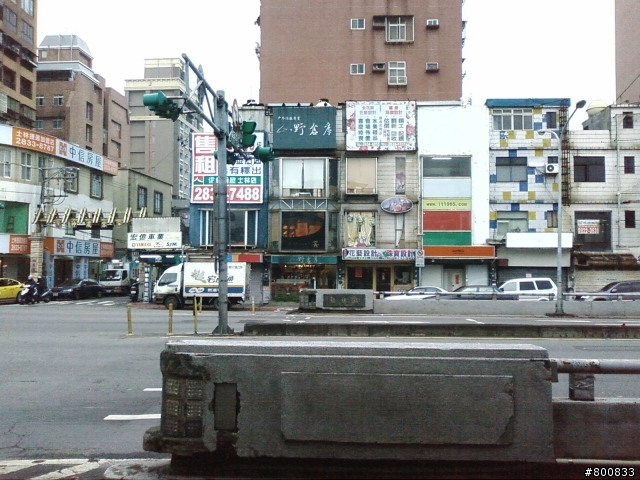 士林區：山野倉庫(有時會有挖到戶外衣便宜貨的好店)