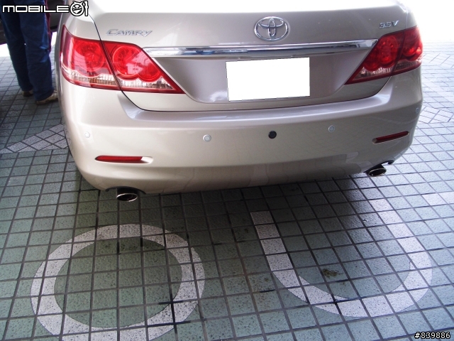 [分享] camry 3.5v 新車報到...初步開箱文..