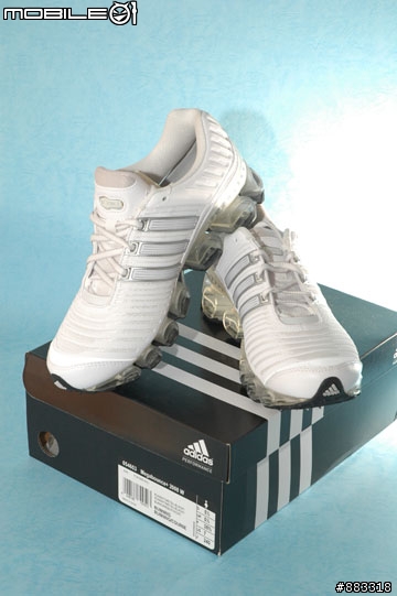 [開箱] adidas Megabounce+ 2008 W不只慢跑 旅行也該穿來減壓