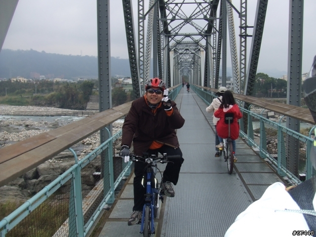 年初3台中潭雅神綠園道海放行
