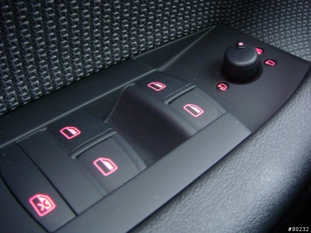 2008年式- 平民版AUDI A3 1.6版本入手(圖多..)