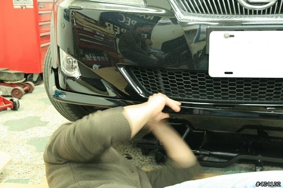 LEXUS IS250日本原廠空力套件改裝分享..