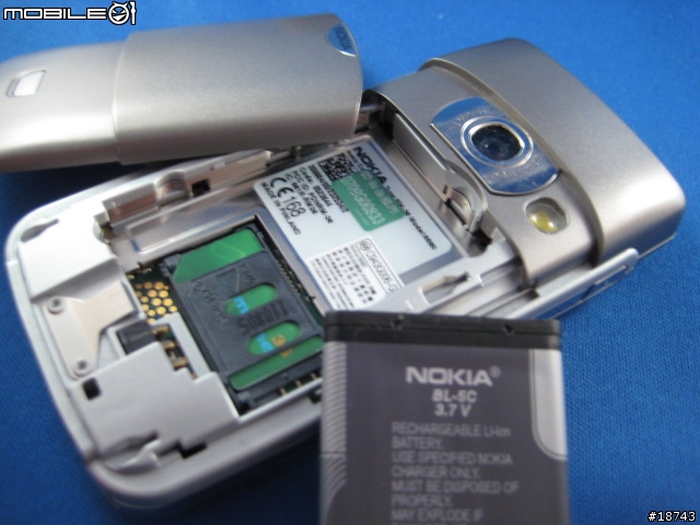 [分享] 經典老機 Nokia 6680