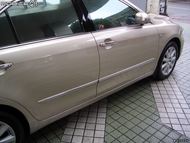 [分享] camry 3.5v 新車報到...初步開箱文..