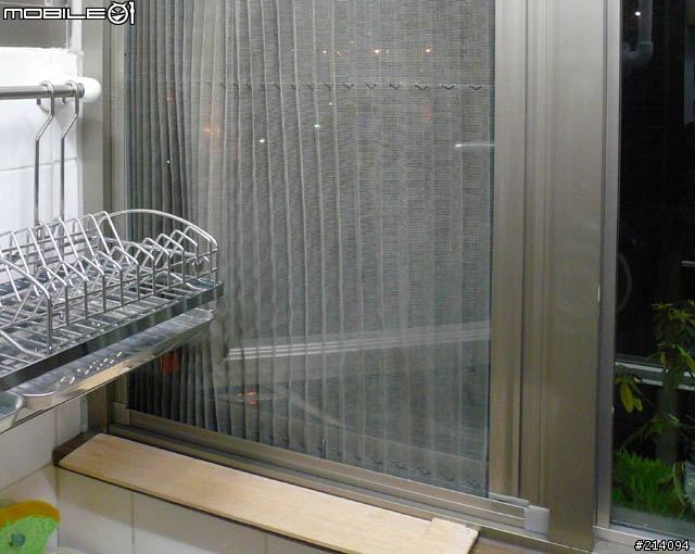 [大掃除]請問非平面的伸縮紗窗要怎麼清理啊?