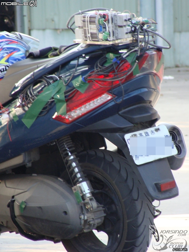 巧遇測試車 MY ROAD 700i