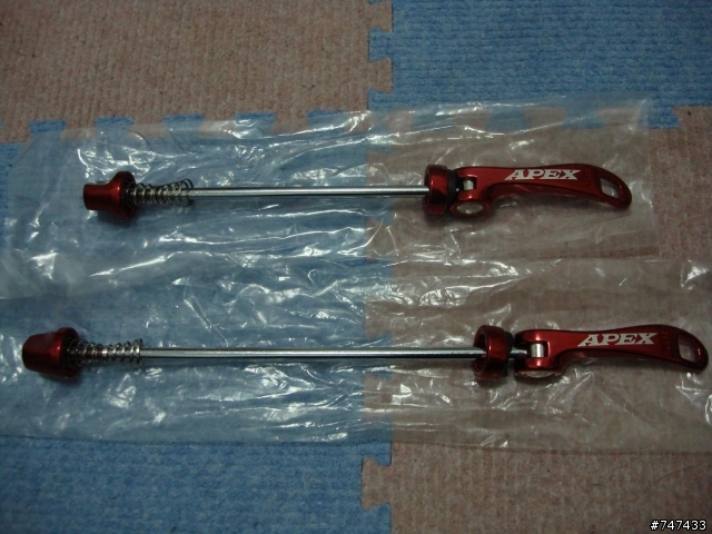 [開箱文]小徑車20吋手工編製輪組APEX~新年穿新鞋喔~圖多注意!!