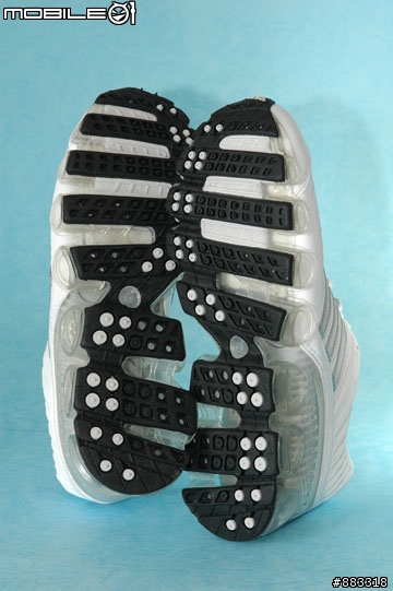 [開箱] adidas Megabounce+ 2008 W不只慢跑 旅行也該穿來減壓