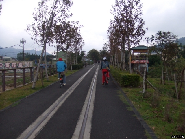 年初3台中潭雅神綠園道海放行