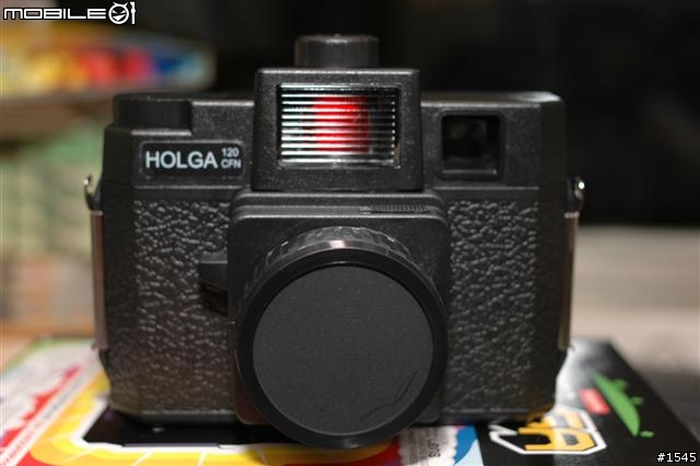 [分享]溫馨小禮物- Holga 120CFN 開箱