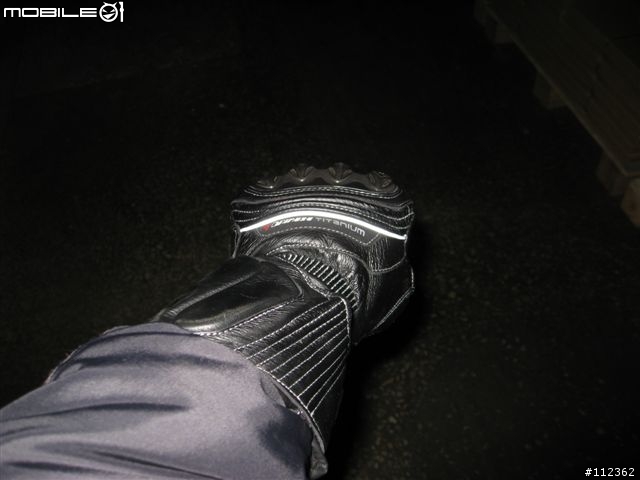 [分享]測試DAINESE FAST-B長手套(D-Dry) 和使用心得