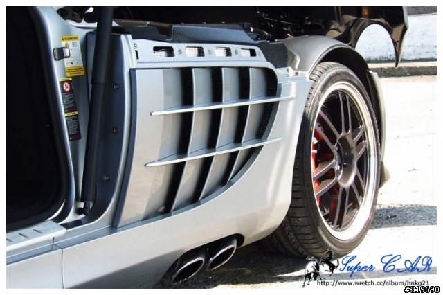 夢醒的驚奇....SLR 722 Edition