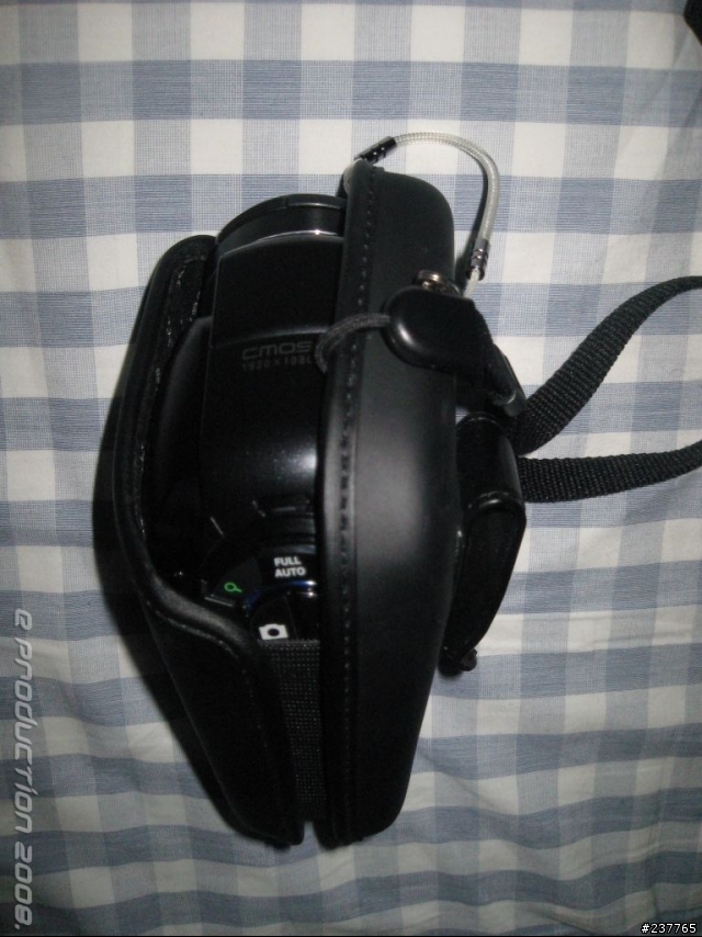 VCP-HCX3 -- SANYO DMX-HD1000 掛腰袋