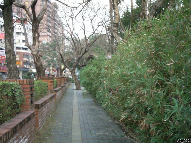 G808記憶卡可否使用SDHC及照片欣賞