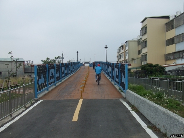 年初3台中潭雅神綠園道海放行