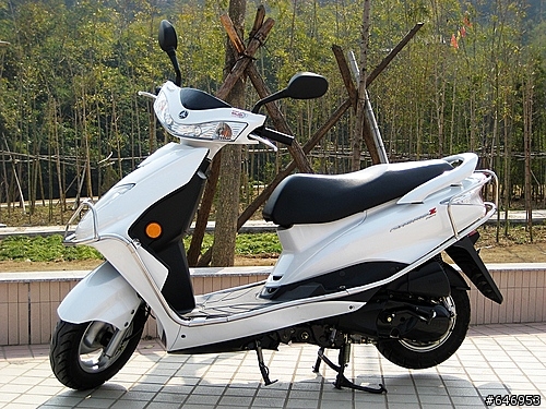 [分享]大陆版YAMAHA白鹅125