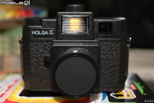 [分享]溫馨小禮物- Holga 120CFN 開箱
