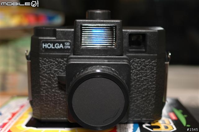 [分享]溫馨小禮物- Holga 120CFN 開箱