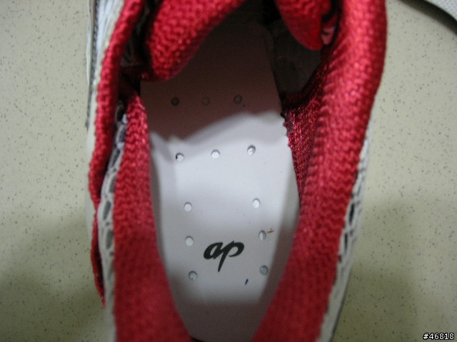 [開箱] MIZUNO 8KN-80062 WAVE CREATION 9