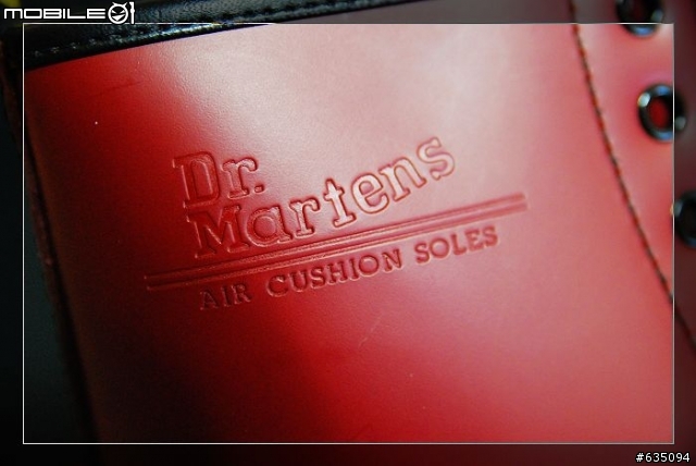 【分享】Dr.Martens 基本款8孔開箱