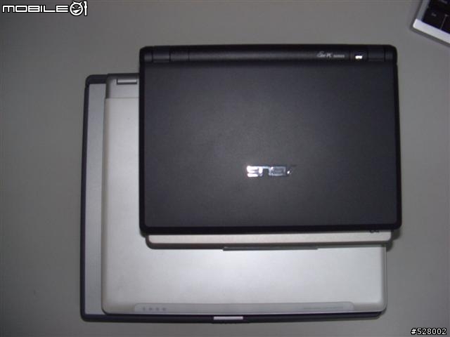 [Eee PC]Asus Eee PC 4G XP home VS Asus S200 外觀分享