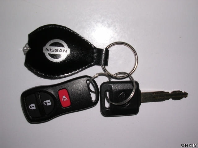 日本原裝簡配五門紅色TIIDA 1.6手排開箱文