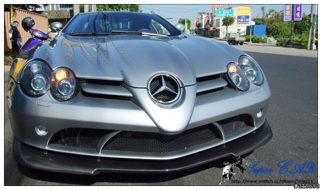夢醒的驚奇....SLR 722 Edition