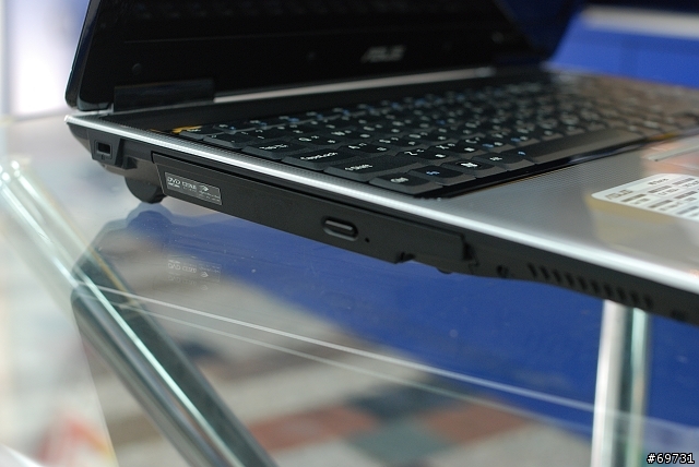 [分享]ASUS M51 Sn(黑金)-SantaRosa refresh 即將引爆