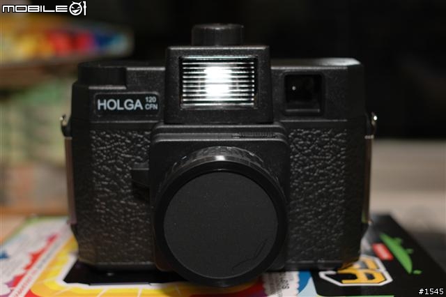 [分享]溫馨小禮物- Holga 120CFN 開箱