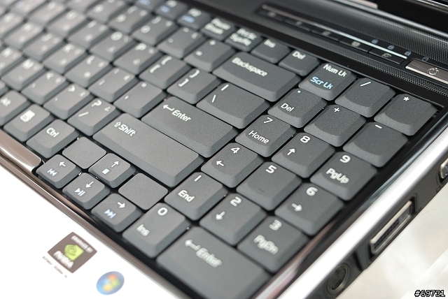 [分享]ASUS M51 Sn(黑金)-SantaRosa refresh 即將引爆