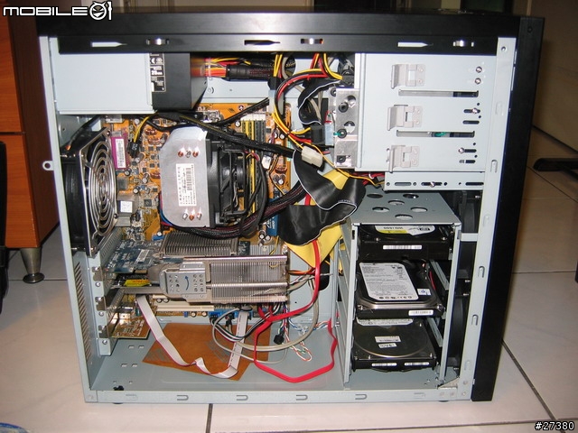 [分享]Lancool PC-K7開箱介紹