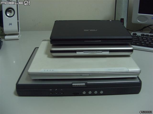 [Eee PC]Asus Eee PC 4G XP home VS Asus S200 外觀分享