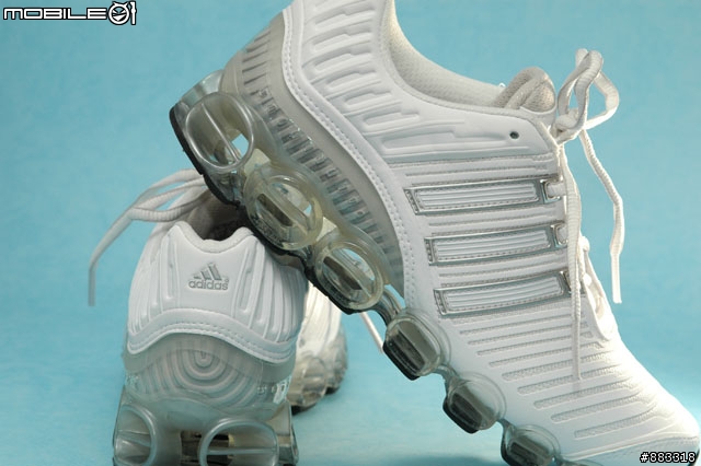 [開箱] adidas Megabounce+ 2008 W不只慢跑 旅行也該穿來減壓