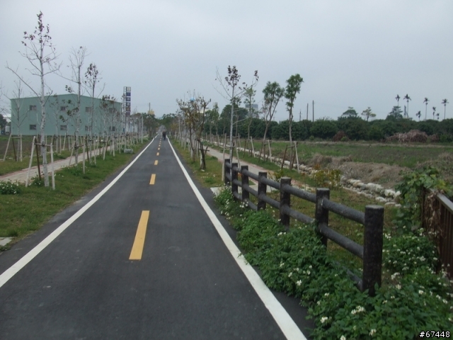 年初3台中潭雅神綠園道海放行