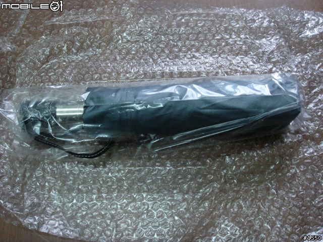 [開箱] Mobile01 小惡魔男用折傘入手 (入手不到 1Hr 又換了一把新的傘)