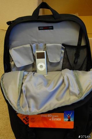 新手連續開箱~SB400小神燈+Lowepro Fastpack 250+OP/TECH Super Classic Strap [圖多]